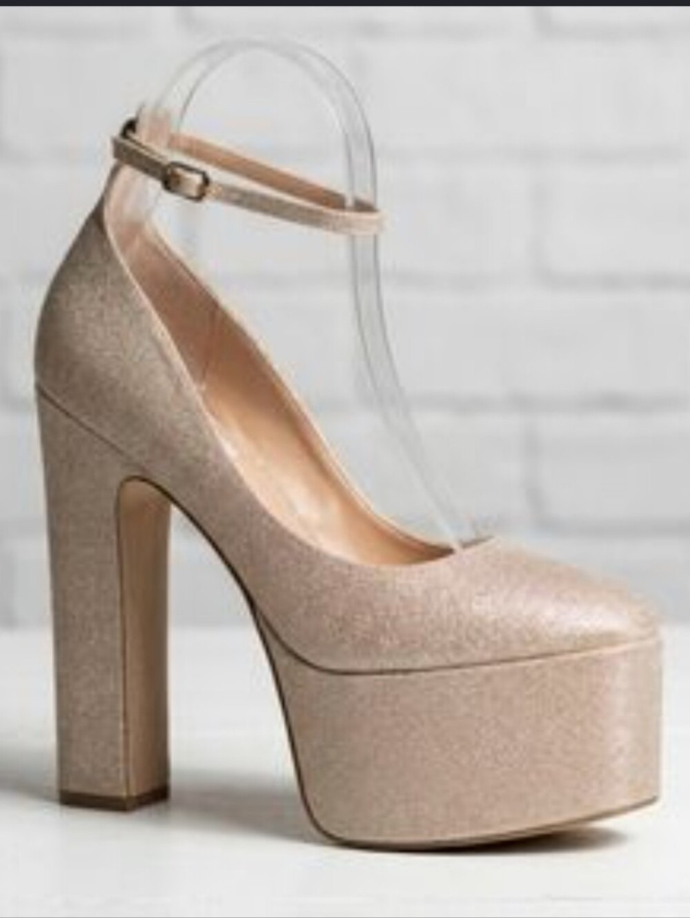 Steve Madden Skyrise Glitter Platform Pumps in Champagne 7.5